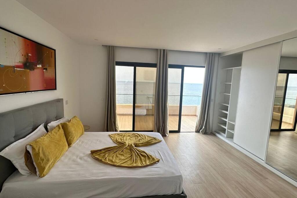 פראייה Ocean Mirror Apartment מראה חיצוני תמונה
