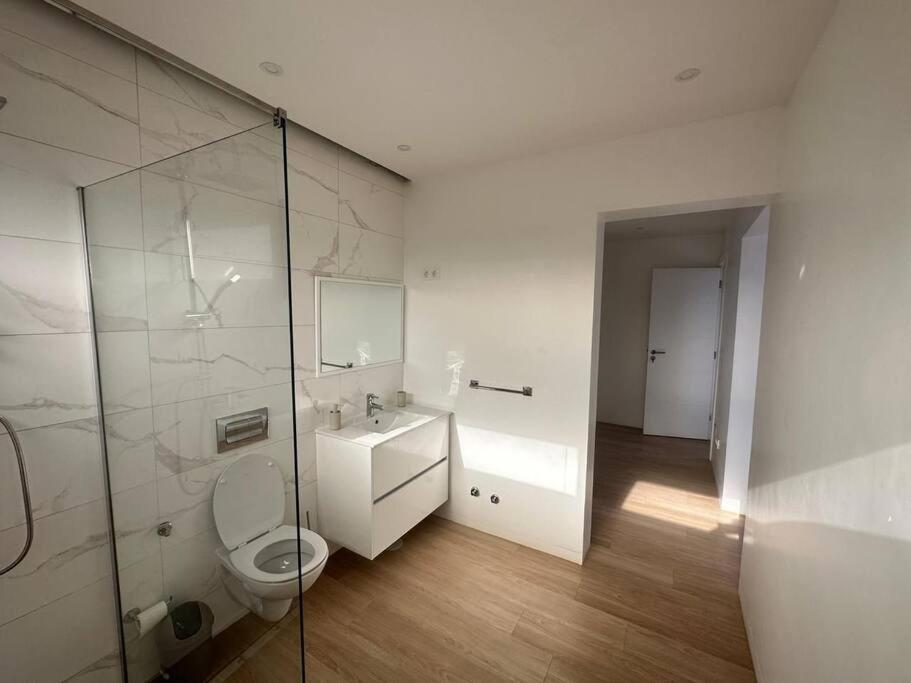 פראייה Ocean Mirror Apartment מראה חיצוני תמונה