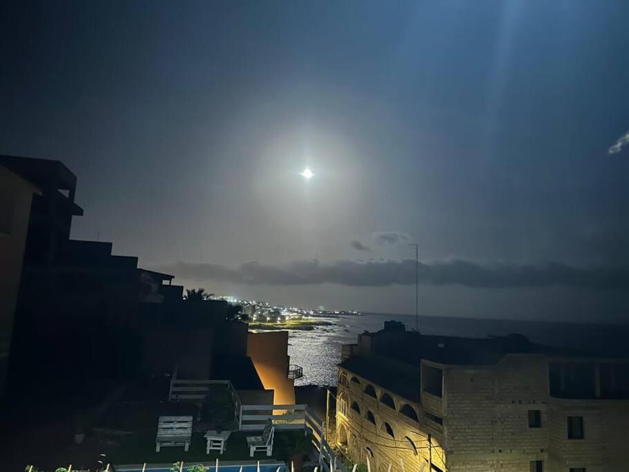 פראייה Ocean Mirror Apartment מראה חיצוני תמונה