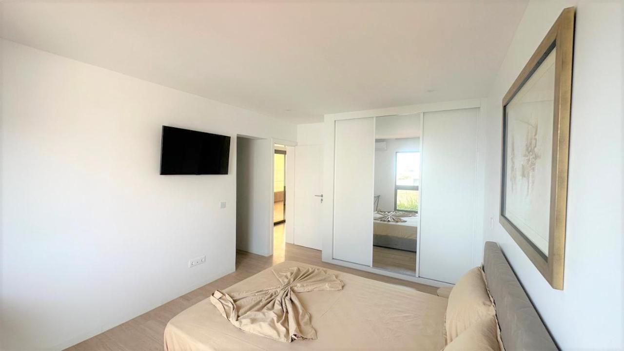פראייה Ocean Mirror Apartment מראה חיצוני תמונה