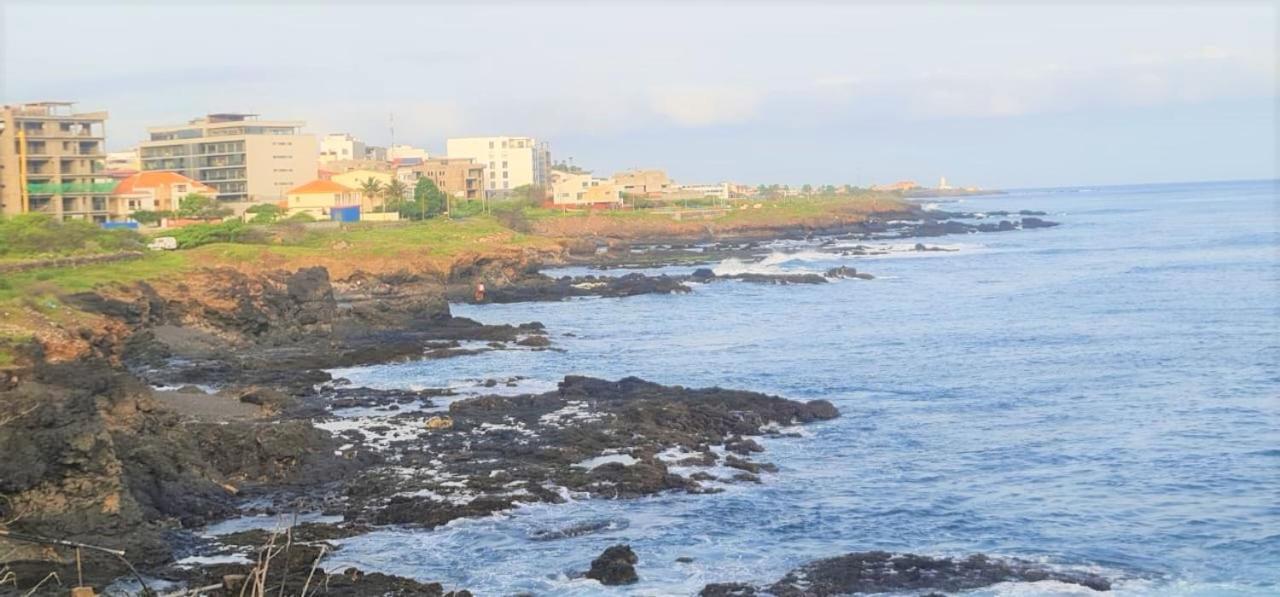 פראייה Ocean Mirror Apartment מראה חיצוני תמונה