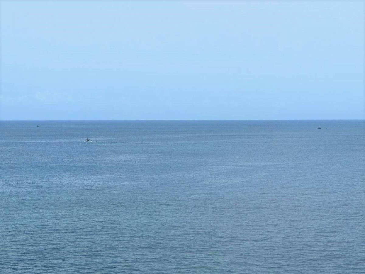 פראייה Ocean Mirror Apartment מראה חיצוני תמונה