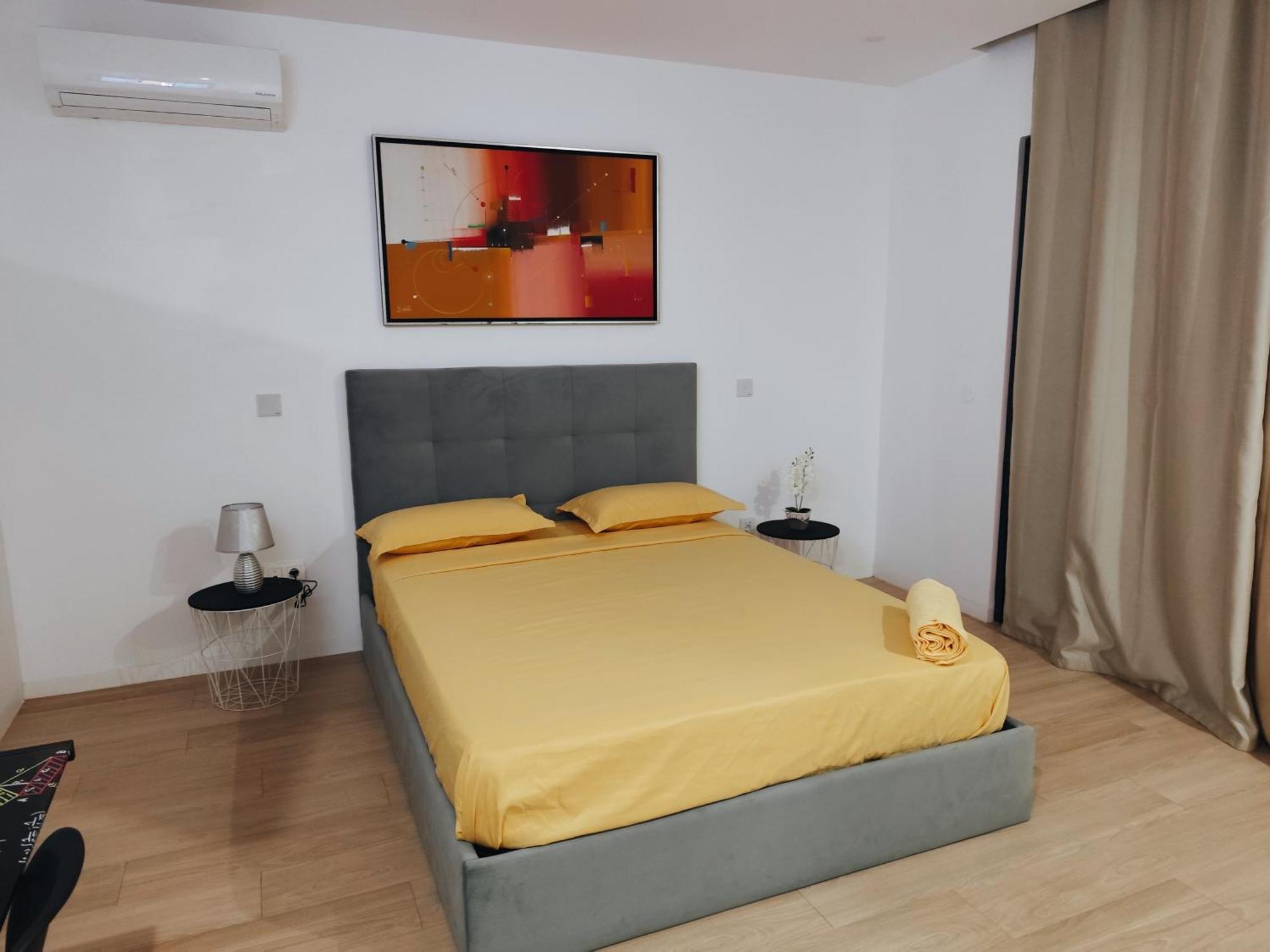 פראייה Ocean Mirror Apartment מראה חיצוני תמונה